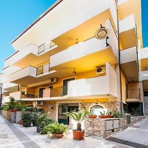 Aparthotel Le Tartarughe, Letojanni